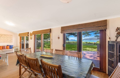 Patonga House | Absolute Beachfront Bliss by HolidayCo.