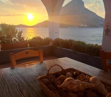 Mirties Apartment | Aegean Villa-On beach apartment! Ideal choice!