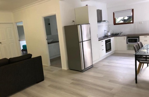 Cannonvale Apartment | Airlie Getaway Unit 3