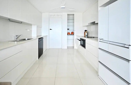 Alexandra Headland Apartment | Alexandra Headland Ocean Dream - Stunning View ZA6