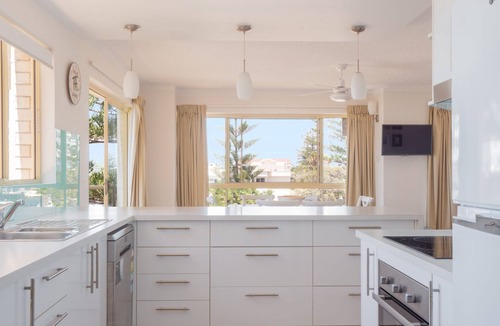 Kings Beach Apartment | Alinga Unit 4, Amazing Ocean Views