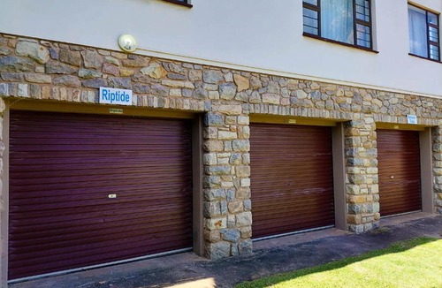 Ramsgate Beach Ski Chalet | All the Tides - Rip Tide