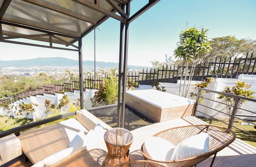 Escazu RV Rental | ALMA Glamping