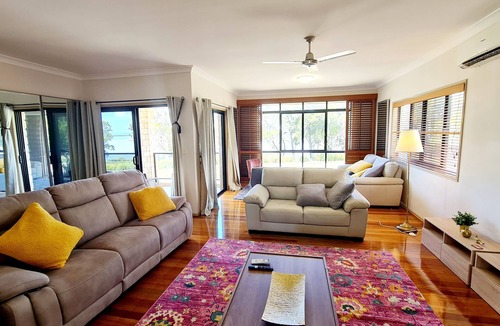 Redland Bay House | Amaryllis - A magnificent waterfront homen