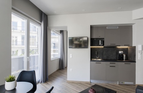 Kinosargous Apartment | Amazing 1BR Apartment at WYZ Athens