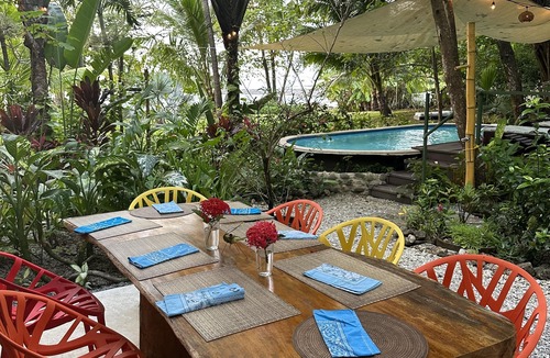 Mal Pais House | AMAZING BEACHFRONT HOUSE WITH INCREDIBLE OCEAN VIEW AND POOL