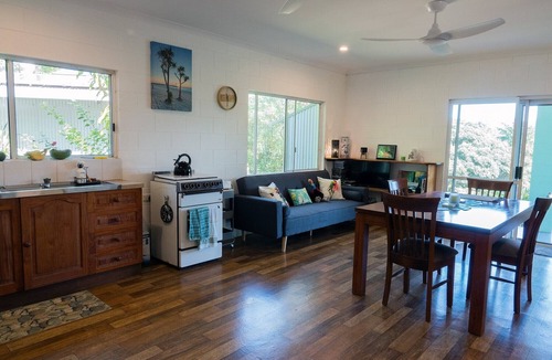Cow Bay House | Amazing views - Flame Trees over the Daintree