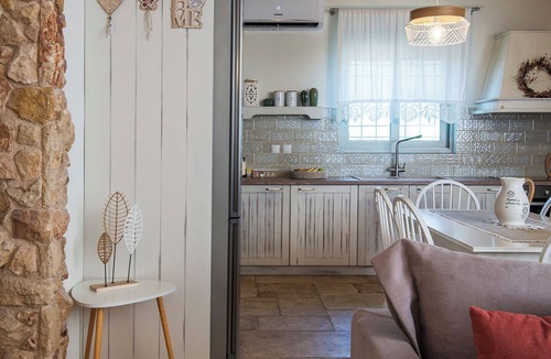 Arkitsa Villa | Amelia Villa Collection