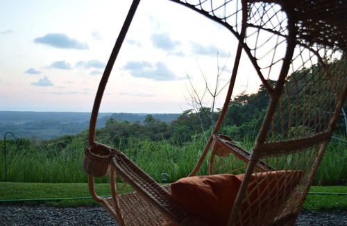 Ciudad Cortes House | American comfort/Costa Rican Flair! Luxury home in the jungle with ocean views!