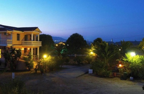 Kounopetra Apartment | Apartment '11' with Sea View, Wi-Fi and Air Conditioning