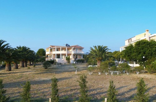 Kounopetra Apartment | Apartment '11' with Sea View, Wi-Fi and Air Conditioning