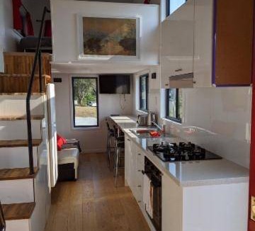 Lower Beechmont Apartment | Apartment ∙ 2 bedrooms ∙ 4 guests