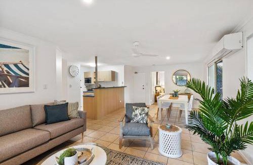 Marcoola Apartment | Apartment ∙ 3 bedrooms ∙ 6 guests