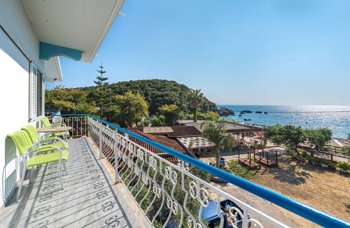 Parga Apartment | Apartment 'Alex Bar 7' with Sea View, Wi-Fi and Air Conditioning