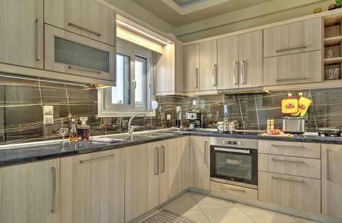 Preveza Apartment | Apartment 'Elia Kanali' with Sea View, Wi-Fi and Air Conditioning
