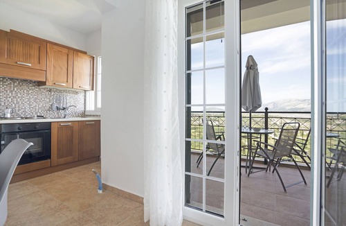 Kalata Apartment | Apartment 'Monte Verde 203' with Sea View, Wi-Fi and Air Conditioning