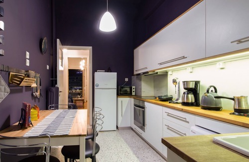 Chalcis Apartment | Apartment overlooking the old bridge.