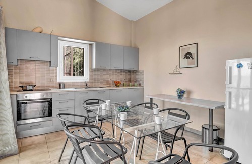 Drimonas Apartment | Apartment 'Villa Afrodite' with Sea View, Wi-Fi and Air Conditioning