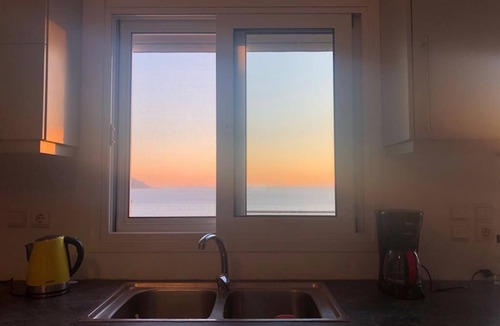 Platana Apartment | Apartment with panoramic sea view-3 Bedrooms-2 Bathrooms-Sleeps 6