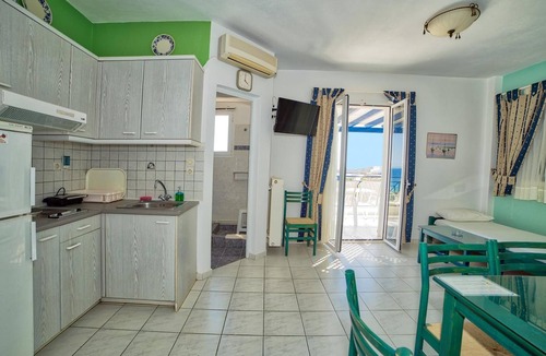 Kipri Apartment | Apartment 'Zefiros - Aura Sea View' with Sea View, Wi-Fi and Air Conditioning