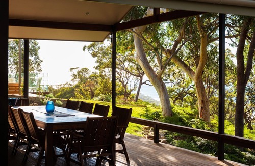 Point Lookout House | Architect designed 4 bedroom house, overlooking forest and ocean views.