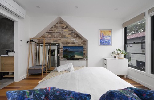 Redfern Apartment | Architect-Designed Studio Retreat in Surry Hills