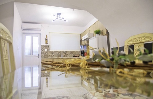 Areopoli Apartment | Areopolis Art Apartment for 6, in Areopoli,Mani
