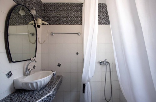 Agii Apostoli Hotel | Argo Rooms & Studios