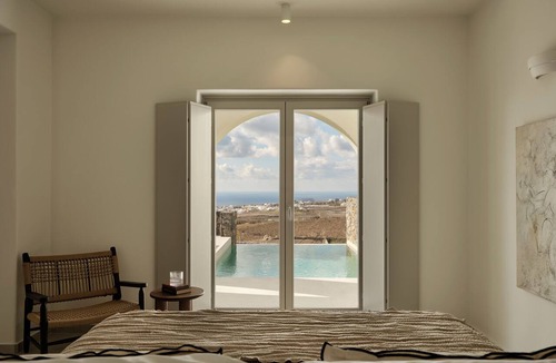 Pyrgos Hotel | Ark