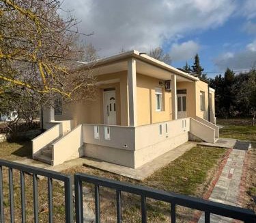 Nestos House | Art House