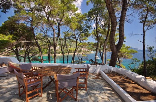 Agios Petros Villa | Art Villa next to the sea, 3 min from Agios Petros beach,3 bedrooms,3 bathrooms