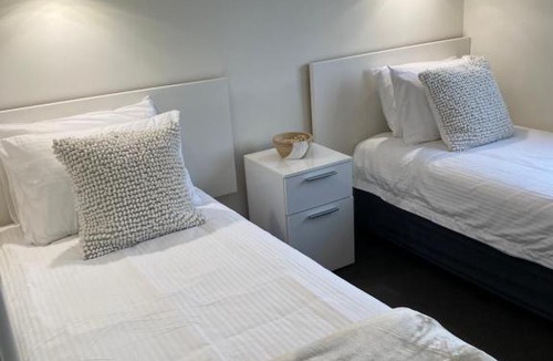 Mooloolaba Apartment | At The Beach Mooloolaba, Private Rooftop With Spa, 50m to Beach, Surfclub and Esplanade