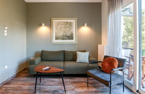 Petralona Apartment | Athenian Serene City Escape