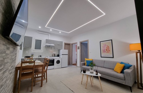 Ano Patisia Apartment | Athens 62sqm Family & Couples Apt with Balcony –Quiet & Stylish Stay near Center