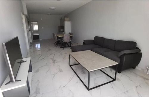 Moschato-Tavros House | Athens by 360*