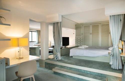 Ilisia Apartment | Athens Penthouse Suite on 6th floor
