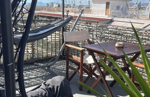 Kallithea Apartment | Athens Studio in the sky.❗️❗️❗️ perfect for couples❤️️