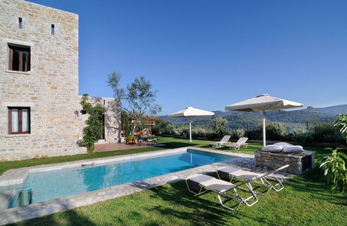 Gythio Villa | Ati Villa with pool near Gythio, Peloponnese
