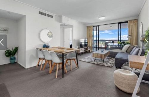 Brisbane Central Business District Apartment | AU1 - Aurora Skyscraper CBD For Business or Pleasure
