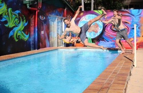 Coffs Harbour Hostel | Aussitel Backpackers