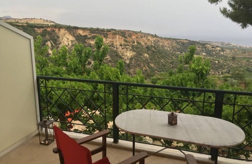 Kato Diminio Apartment | Autonomous room - studio in Thalero, Xilokastro, with amazing view