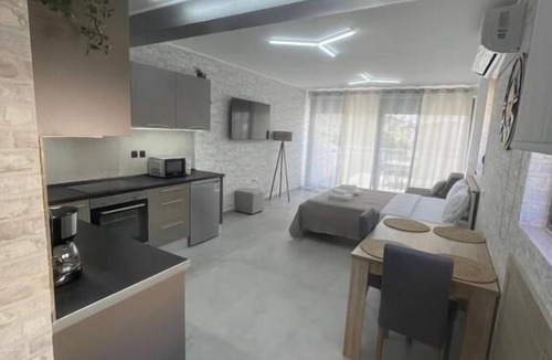 Markopoulon Apartment | AVR DELUXE SUITES 6 AIRPORT FREE SHUTTLE