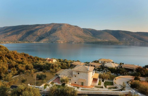 Igoumenitsa House | Avra - Luxury Villa for 6 people with panorama view and pool