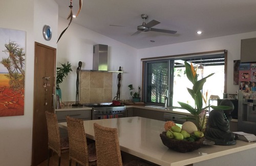 Doonan House | Azlasa Luxury Forest Eco Retreat