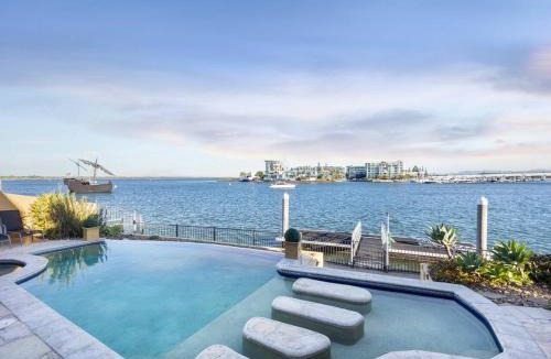 Paradise Point House | Azure Majesty Luxe Waterfront Mansion Redefined