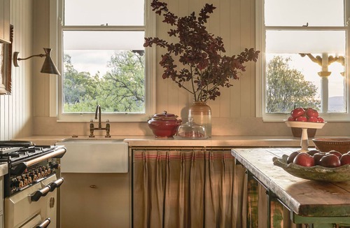 Ballandean Other | Ballandean Lodge -110-year-old grand Queenslander set on a 6 acre olive grove.