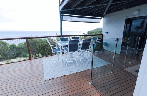 Brisbane Waterfront House | BANYANDAH WATERS BEACH HOUSE!nPrivate inground Pool with stunning ocean views!