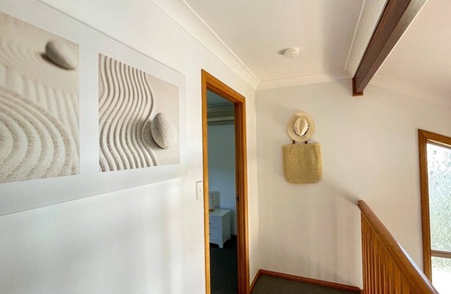 Toogoom House | Barefoot by the Beach - Beachfront - 3BR - Aircon
