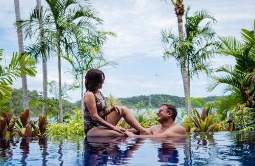 Shute Harbour Apartment | Baybliss Escape #1 - Adults Only