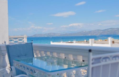 Korithion House | Beach Blue Villa - Luxury Escape by the Sea, Sleeps up to 8